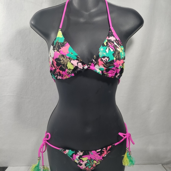 Victoria's Secret Adjustable Slide Triangle Top Black/Multicolor One Piece Sz M - Picture 4 of 4